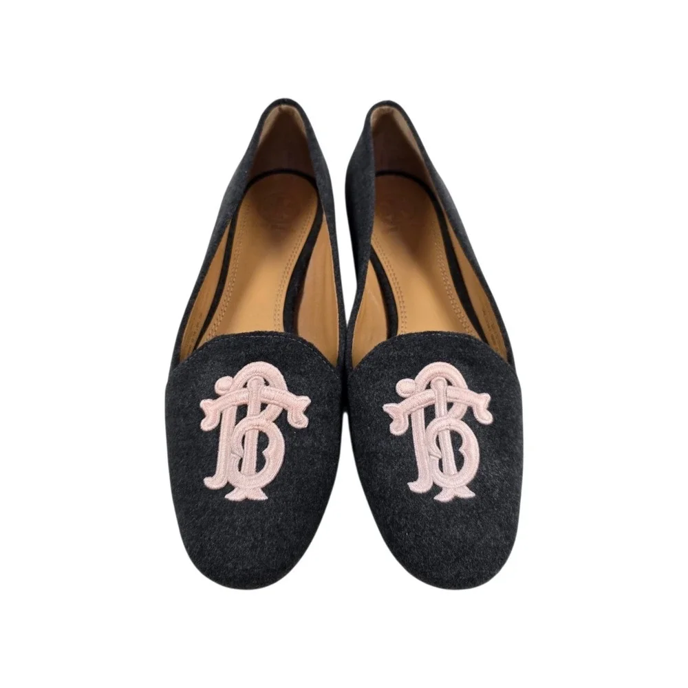 Tory Burch ANTONIA Grey Wool Flannel & Leather Loafers Monogram Pink Logo Sz 7M